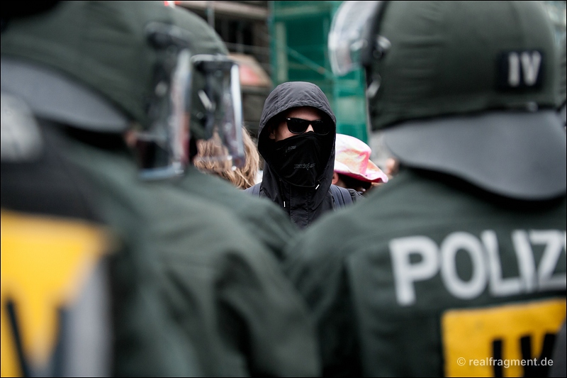 Blockupy Frankfurt: Blockade, Aktion, Demonstration